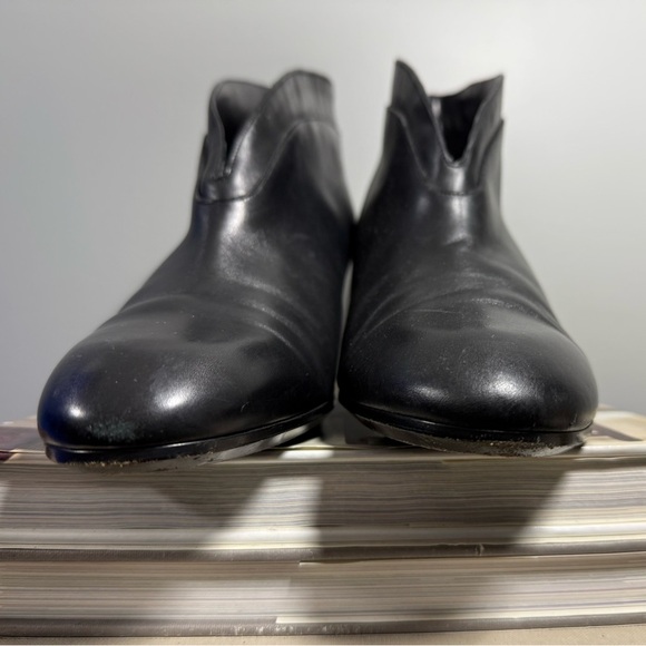 Marc Jacobs Black Heeled Leather Bootie’s - Picture 10 of 15
